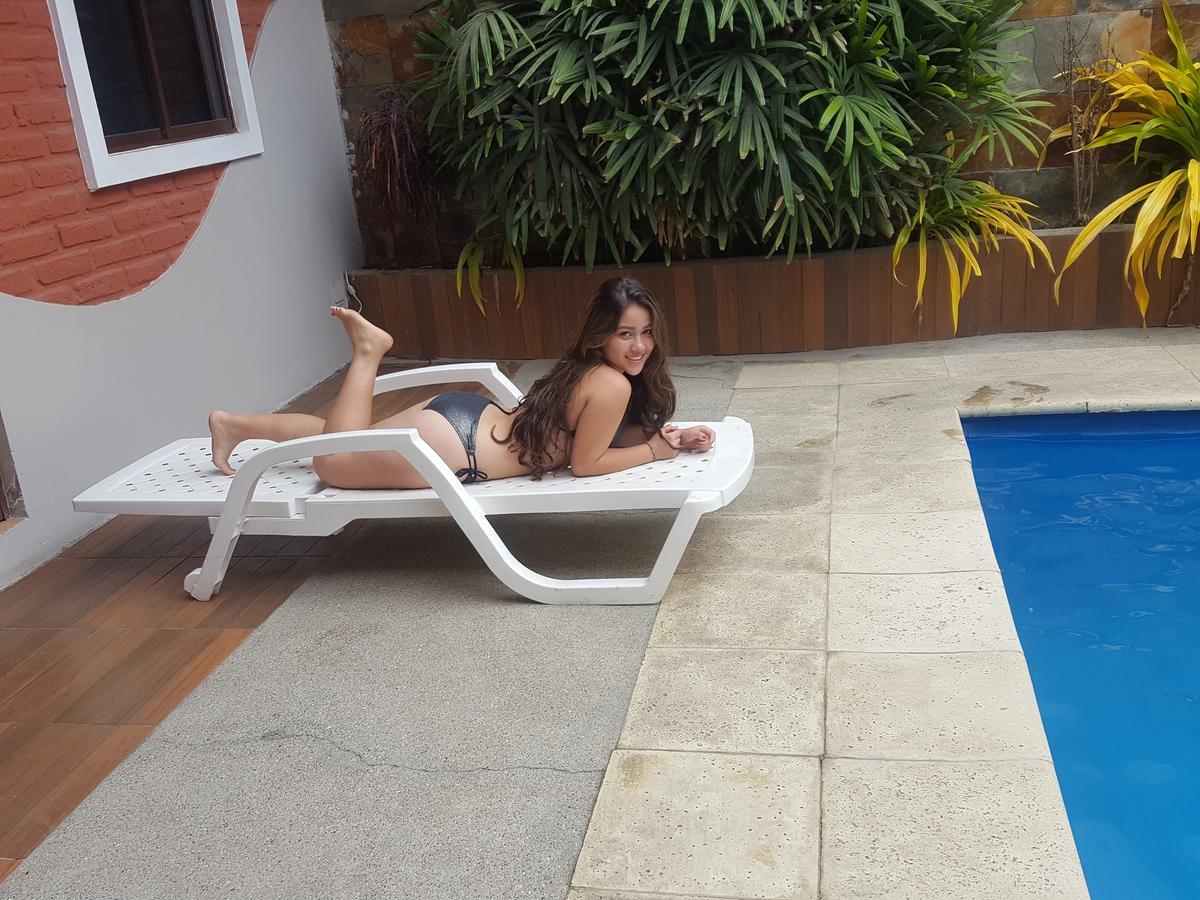 Hostal Las Velas Hotel Manta Buitenkant foto